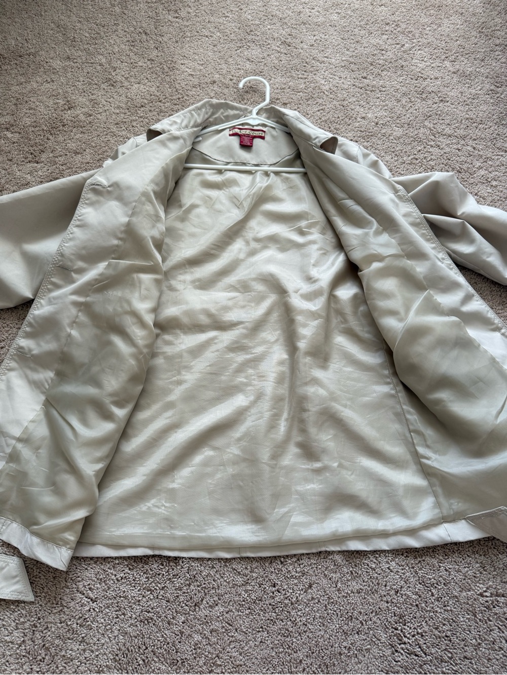 Tudor Court by Haband Women's Light Beige Short Trench Coat with Belt - Picture 5 of 7